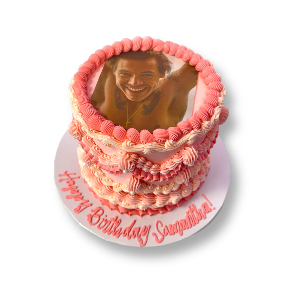 Harry Styles Vintage Piping Cake