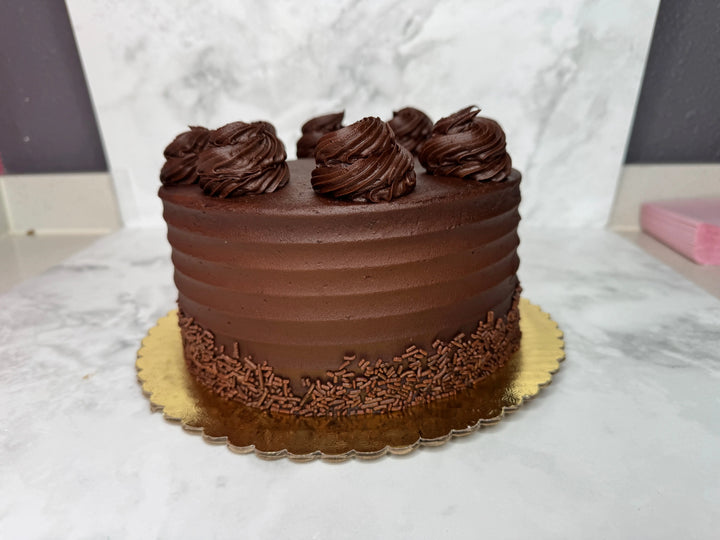 8” Round Simple Shop Cake That's The Cake Bakery